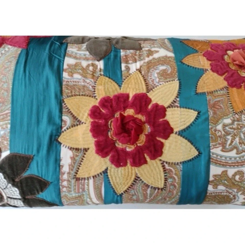 Pier‎ 1 Imports Vintage Boho Rosettes Appliqued Rectangle Throw Pillow 14X24 EUC